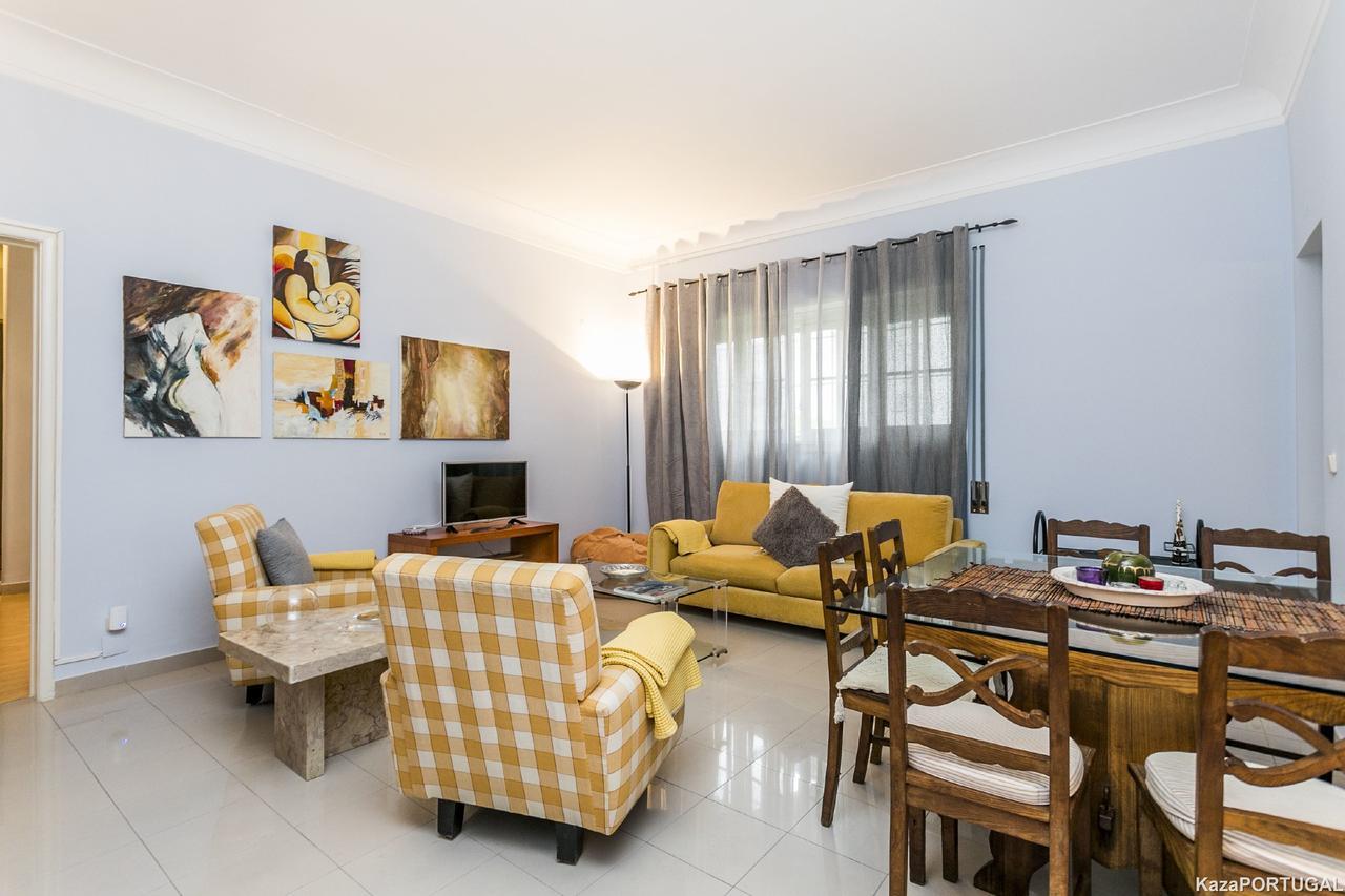 D. Rodrigo Apartment *